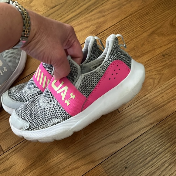 Two Pair of Under Armour Tennis Shoes - Picture 9 of 11